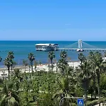Sea View Captain Apartamento *