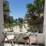 Sea View Captain דורס