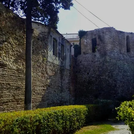 Sea View Captain Apartment *