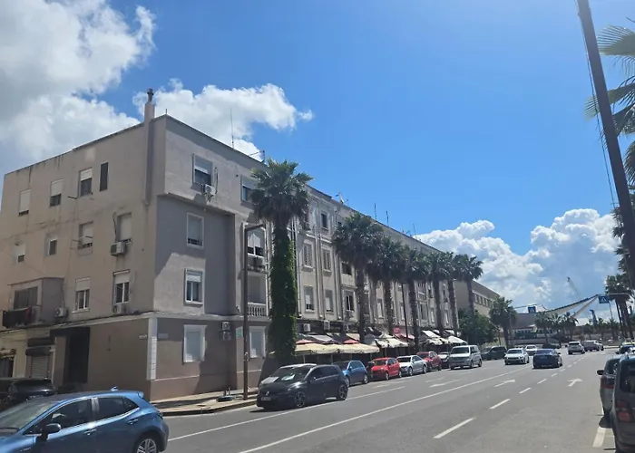 Sea View Captain شقة دراس